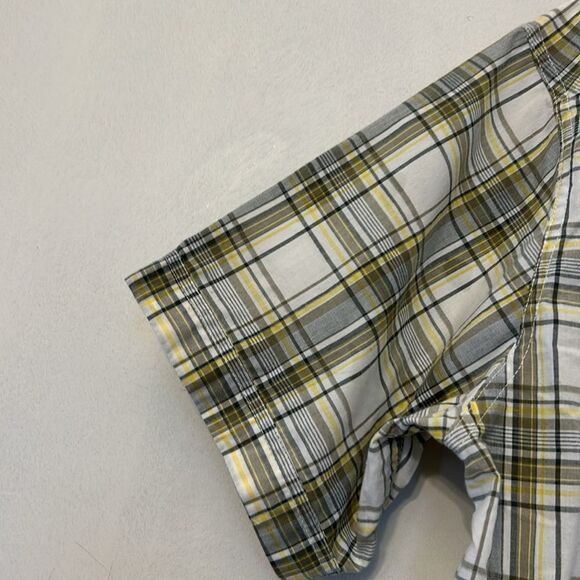 The North Face yellow gray plaid short snap button front shirt Size L EUC - Picture 4 of 12